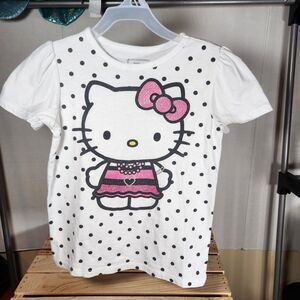 Old Navy Collectible Hello Kitty Graphic SS T-Shirt 5T